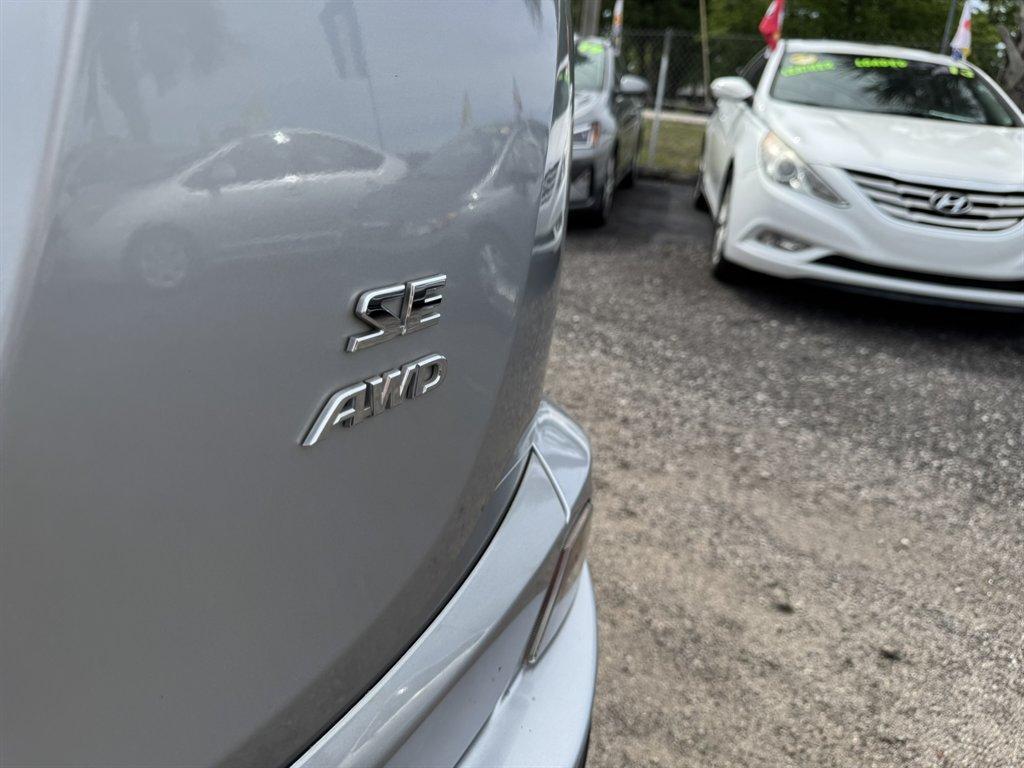 2018 Silver /Black Toyota RAV4 (JTMJFREV8JJ) with an 2.5l I-4 DI Dohc 2.5l engine, Automatic transmission, located at 745 East Steele Rd., West Columbia, SC, 29170, (803) 755-9148, 33.927212, -81.148483 - Photo#29