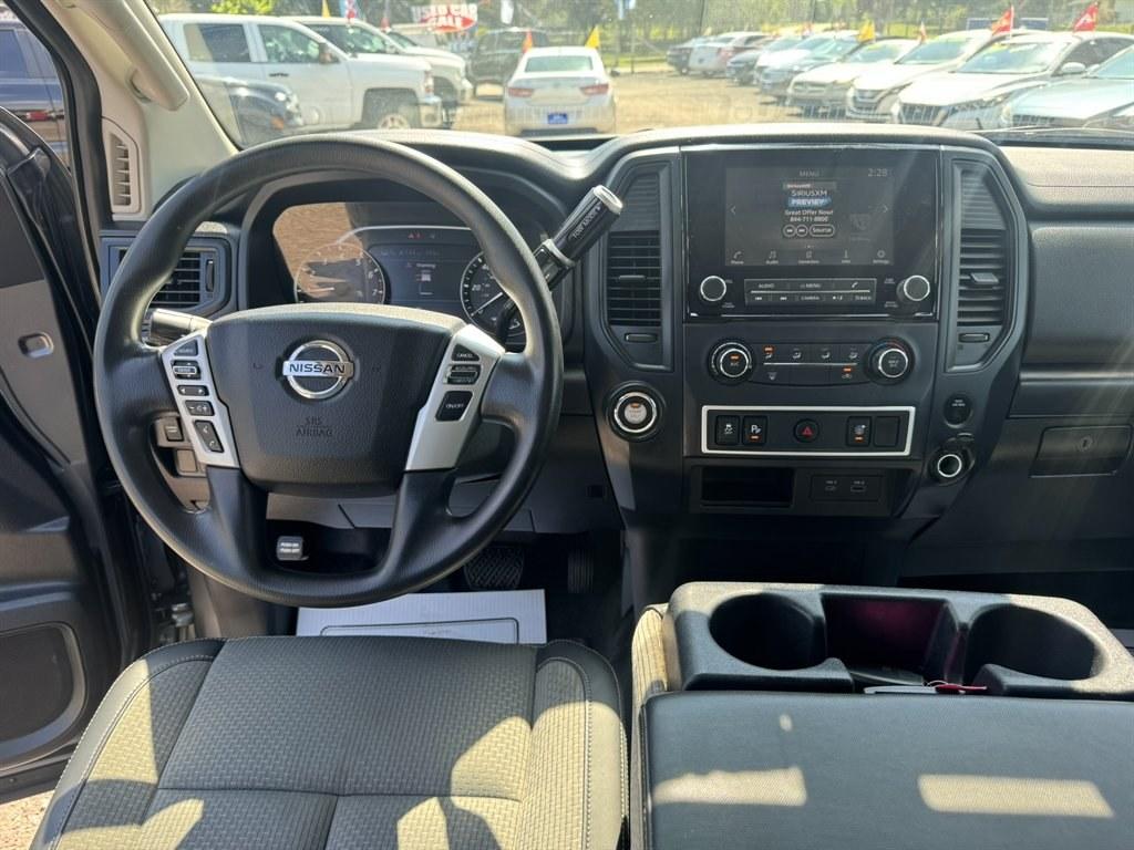 2021 Grey /Ivory Nissan Titan (1N6AA1CE2MN) with an 5.6l V8 DI Dohc 5.6l engine, Automatic transmission, located at 745 East Steele Rd., West Columbia, SC, 29170, (803) 755-9148, 33.927212, -81.148483- Photo#6