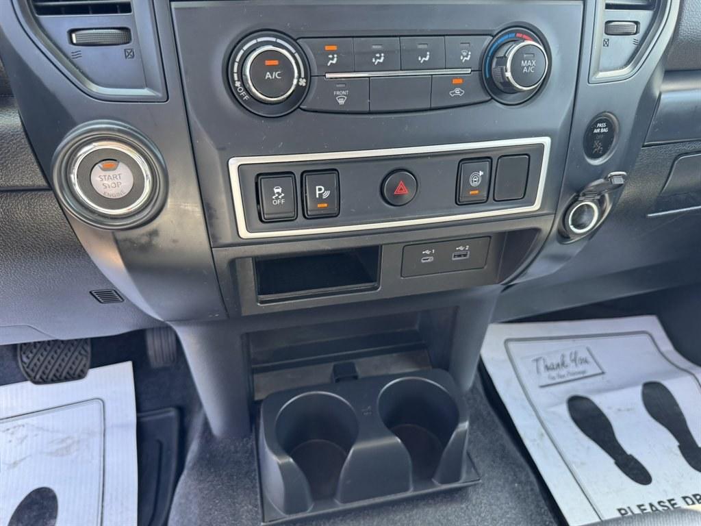 2021 Grey /Ivory Nissan Titan (1N6AA1CE2MN) with an 5.6l V8 DI Dohc 5.6l engine, Automatic transmission, located at 745 East Steele Rd., West Columbia, SC, 29170, (803) 755-9148, 33.927212, -81.148483- Photo#15