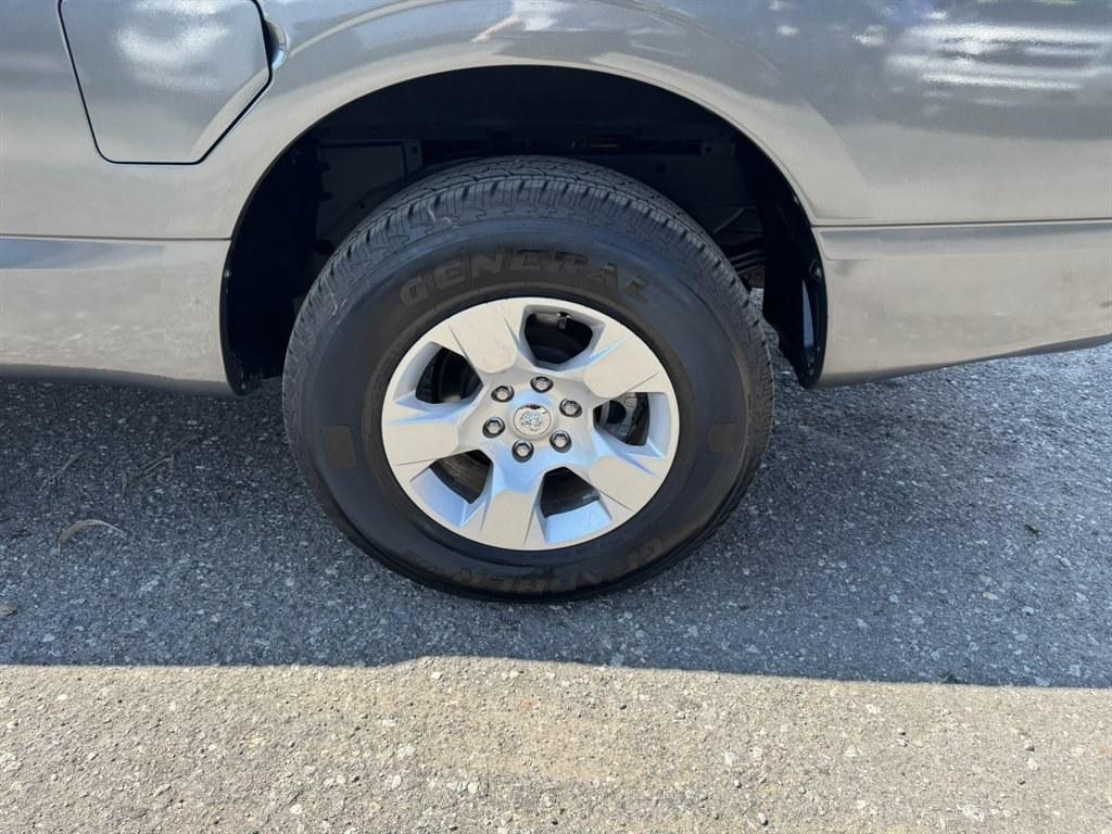 2021 Grey /Ivory Nissan Titan (1N6AA1CE2MN) with an 5.6l V8 DI Dohc 5.6l engine, Automatic transmission, located at 745 East Steele Rd., West Columbia, SC, 29170, (803) 755-9148, 33.927212, -81.148483- Photo#29