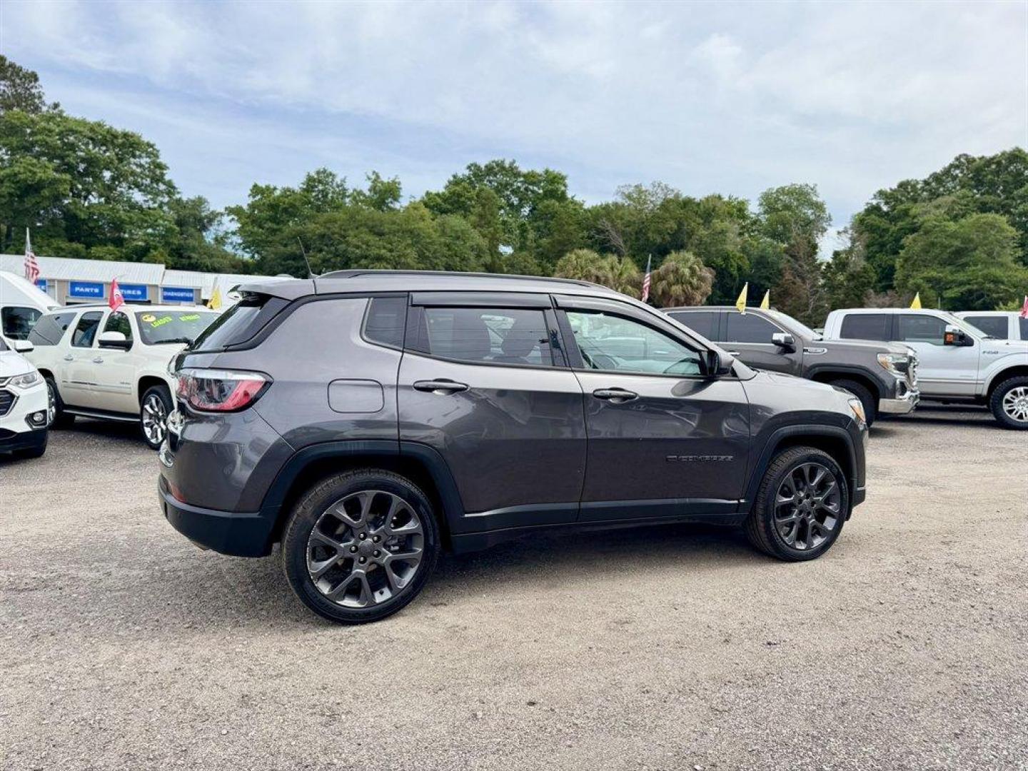 2021 Grey /Black Jeep Compass (3C4NJCEB0MT) with an 2.4l I-4 MPI Sohc 2.4l engine, Automatic transmission, located at 745 East Steele Rd., West Columbia, SC, 29170, (803) 755-9148, 33.927212, -81.148483 - Photo#3