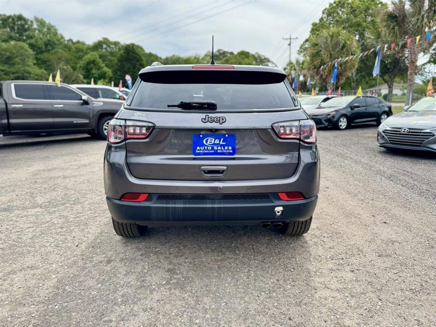 2021 Grey /Black Jeep Compass (3C4NJCEB0MT) with an 2.4l I-4 MPI Sohc 2.4l engine, Automatic transmission, located at 745 East Steele Rd., West Columbia, SC, 29170, (803) 755-9148, 33.927212, -81.148483 - Photo#4