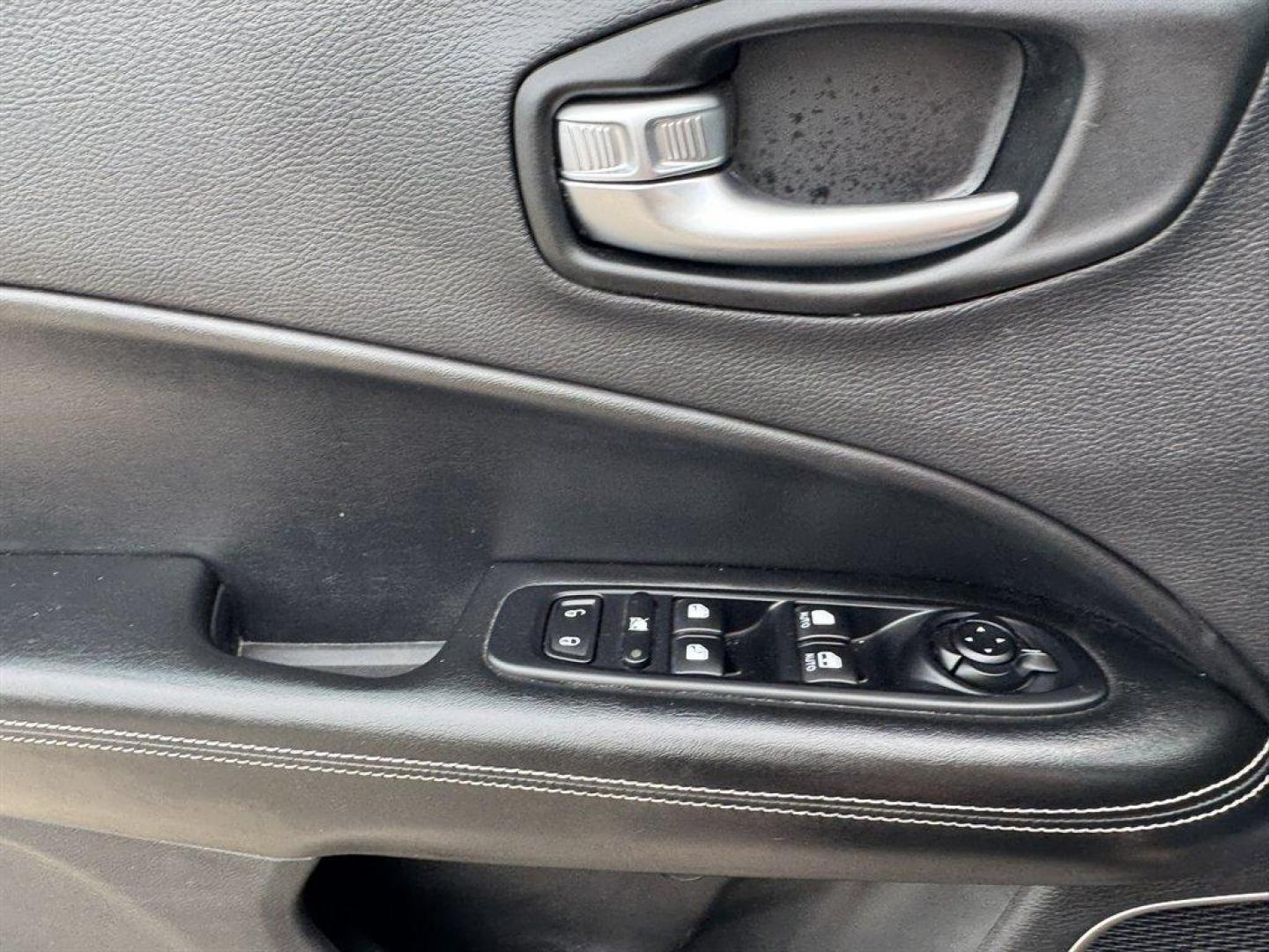 2021 Grey /Black Jeep Compass (3C4NJCEB0MT) with an 2.4l I-4 MPI Sohc 2.4l engine, Automatic transmission, located at 745 East Steele Rd., West Columbia, SC, 29170, (803) 755-9148, 33.927212, -81.148483 - Photo#20