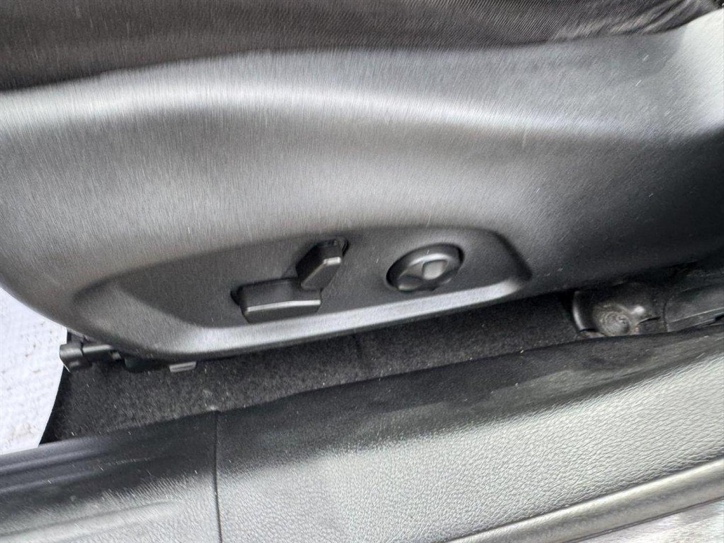 2021 Grey /Black Jeep Compass (3C4NJCEB0MT) with an 2.4l I-4 MPI Sohc 2.4l engine, Automatic transmission, located at 745 East Steele Rd., West Columbia, SC, 29170, (803) 755-9148, 33.927212, -81.148483 - Photo#22
