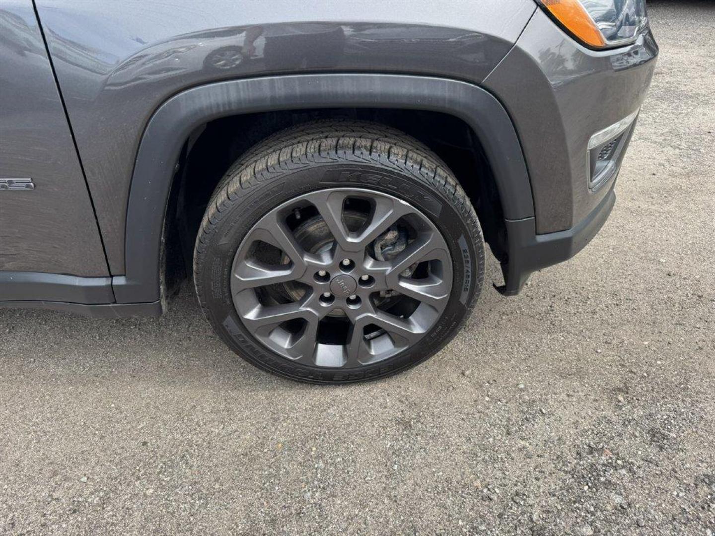 2021 Grey /Black Jeep Compass (3C4NJCEB0MT) with an 2.4l I-4 MPI Sohc 2.4l engine, Automatic transmission, located at 745 East Steele Rd., West Columbia, SC, 29170, (803) 755-9148, 33.927212, -81.148483 - Photo#31