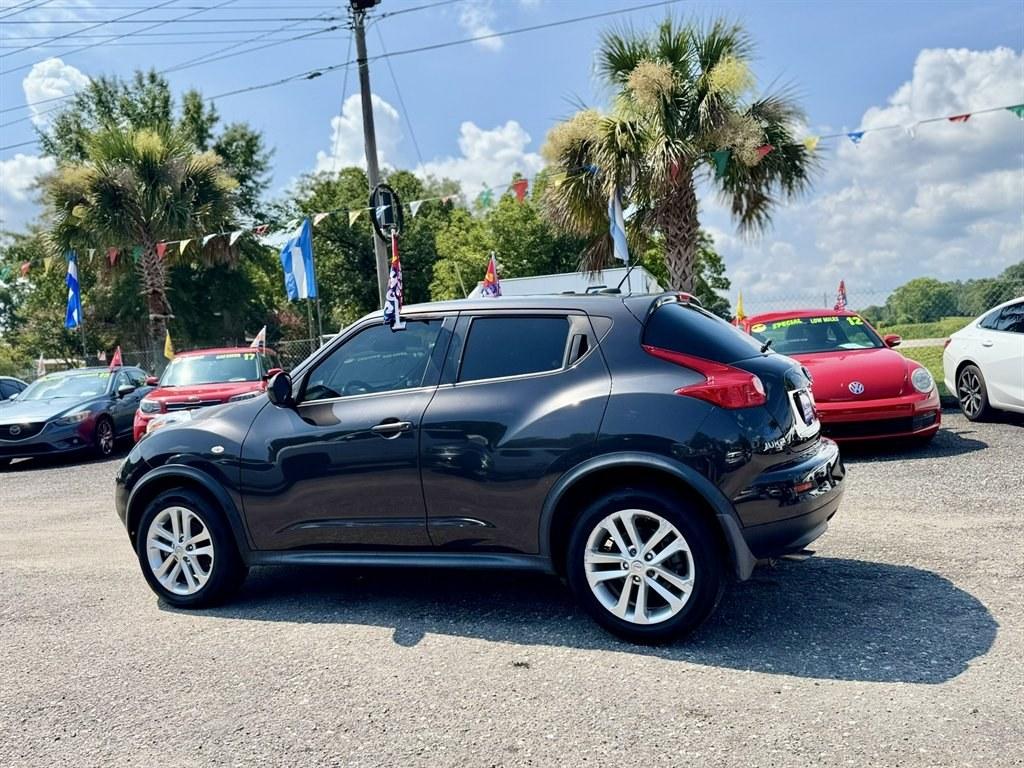 2012 Black /Black Nissan Juke (JN8AF5MR2CT) with an 1.6l I-4 DI Dohc T/C 1.6l engine, Automatic transmission, located at 745 East Steele Rd., West Columbia, SC, 29170, (803) 755-9148, 33.927212, -81.148483- Photo#5