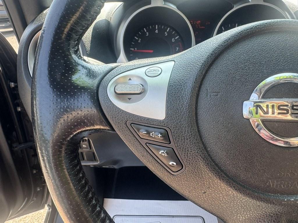 2012 Black /Black Nissan Juke (JN8AF5MR2CT) with an 1.6l I-4 DI Dohc T/C 1.6l engine, Automatic transmission, located at 745 East Steele Rd., West Columbia, SC, 29170, (803) 755-9148, 33.927212, -81.148483- Photo#8