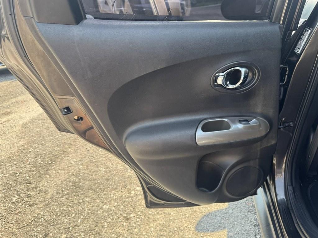 2012 Black /Black Nissan Juke (JN8AF5MR2CT) with an 1.6l I-4 DI Dohc T/C 1.6l engine, Automatic transmission, located at 745 East Steele Rd., West Columbia, SC, 29170, (803) 755-9148, 33.927212, -81.148483- Photo#21