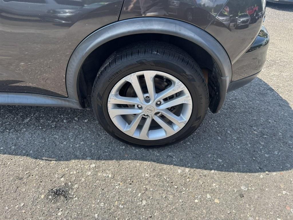 2012 Black /Black Nissan Juke (JN8AF5MR2CT) with an 1.6l I-4 DI Dohc T/C 1.6l engine, Automatic transmission, located at 745 East Steele Rd., West Columbia, SC, 29170, (803) 755-9148, 33.927212, -81.148483- Photo#31