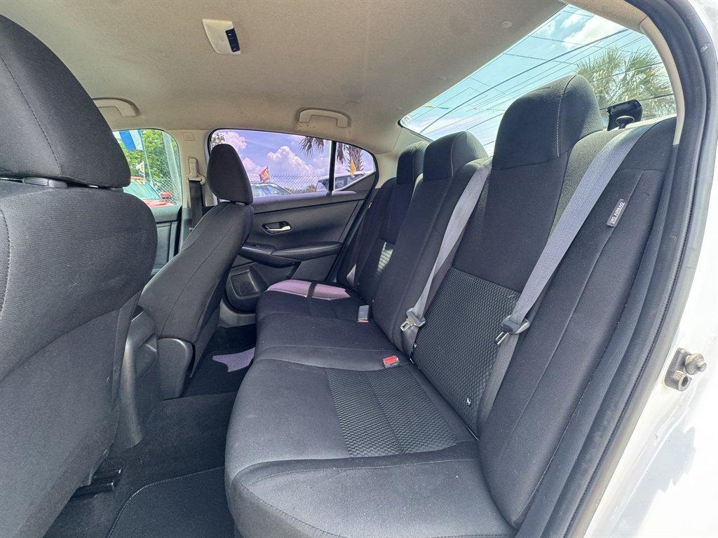 2022 White /Black Nissan Sentra (3N1AB8BV7NY) with an 2.0l I-4 DI Dohc 2.0l engine, Automatic transmission, located at 745 East Steele Rd., West Columbia, SC, 29170, (803) 755-9148, 33.927212, -81.148483 - Photo#20