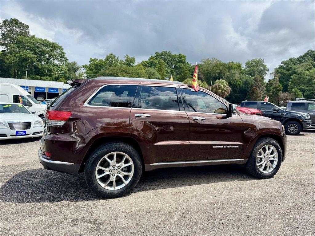 2014 Brown /Brown Jeep Grand Cherokee (1C4RJFJT4EC) with an 5.7l V8 MPI Hemi 5.7l engine, Automatic transmission, located at 745 East Steele Rd., West Columbia, SC, 29170, (803) 755-9148, 33.927212, -81.148483 - Photo#3