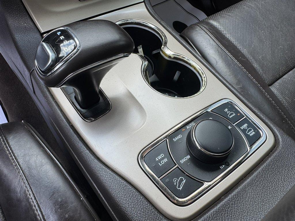 2014 Brown /Brown Jeep Grand Cherokee (1C4RJFJT4EC) with an 5.7l V8 MPI Hemi 5.7l engine, Automatic transmission, located at 745 East Steele Rd., West Columbia, SC, 29170, (803) 755-9148, 33.927212, -81.148483 - Photo#15