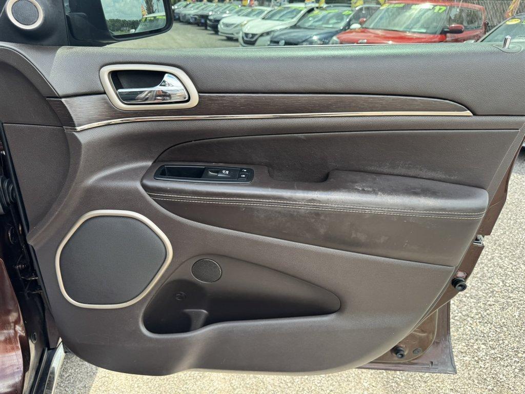 2014 Brown /Brown Jeep Grand Cherokee (1C4RJFJT4EC) with an 5.7l V8 MPI Hemi 5.7l engine, Automatic transmission, located at 745 East Steele Rd., West Columbia, SC, 29170, (803) 755-9148, 33.927212, -81.148483 - Photo#28