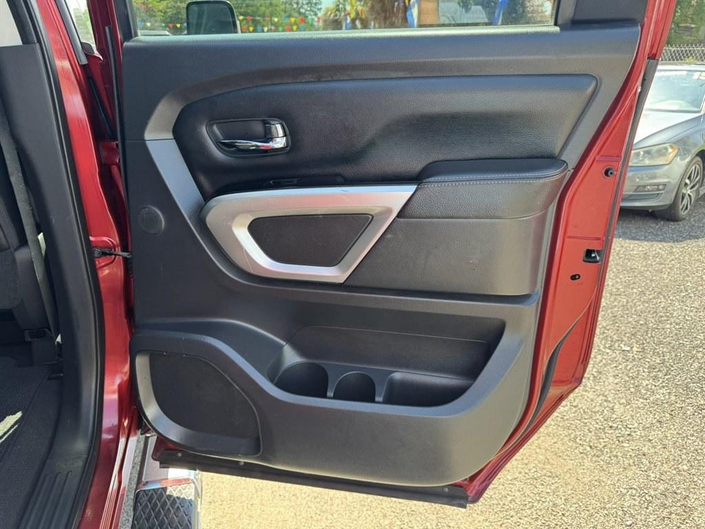 2016 Red /Black Nissan Titan XD (1N6BA1F24GN) with an 5.0l V8 DI Dohc Tdsl 5.0l engine, Automatic transmission, located at 745 East Steele Rd., West Columbia, SC, 29170, (803) 755-9148, 33.927212, -81.148483- Photo#25