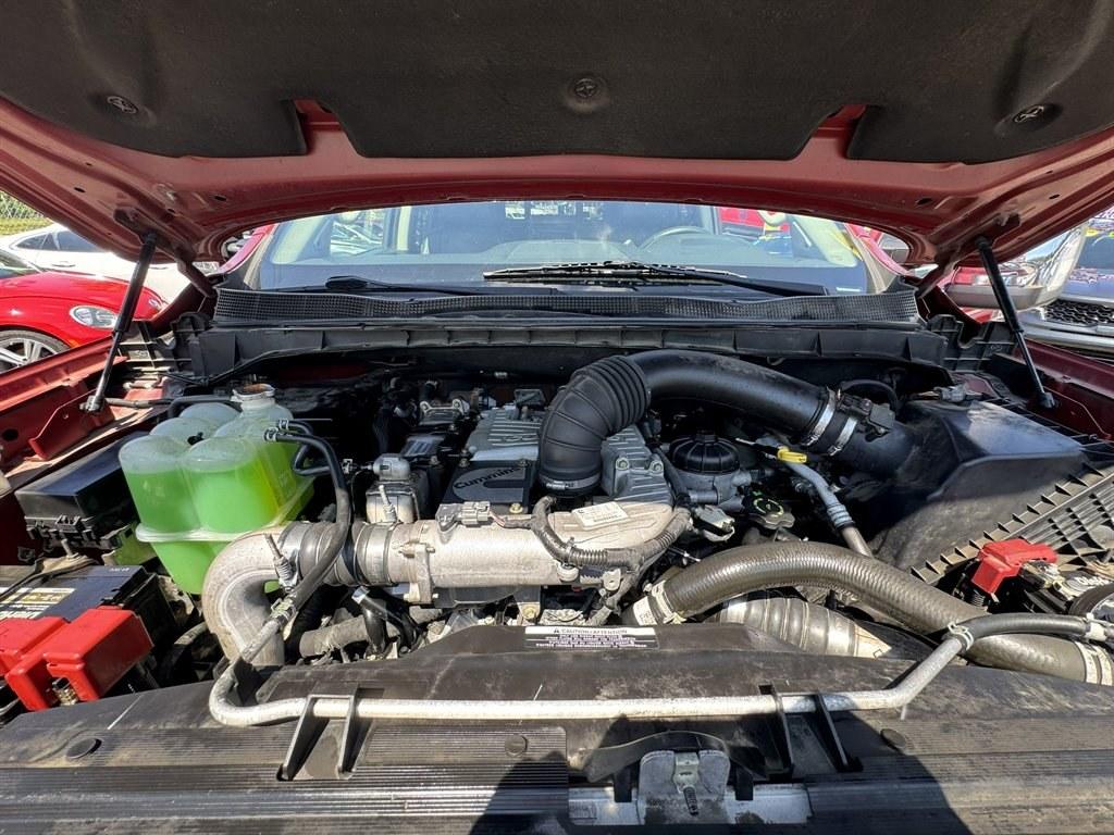 2016 Red /Black Nissan Titan XD (1N6BA1F24GN) with an 5.0l V8 DI Dohc Tdsl 5.0l engine, Automatic transmission, located at 745 East Steele Rd., West Columbia, SC, 29170, (803) 755-9148, 33.927212, -81.148483- Photo#32