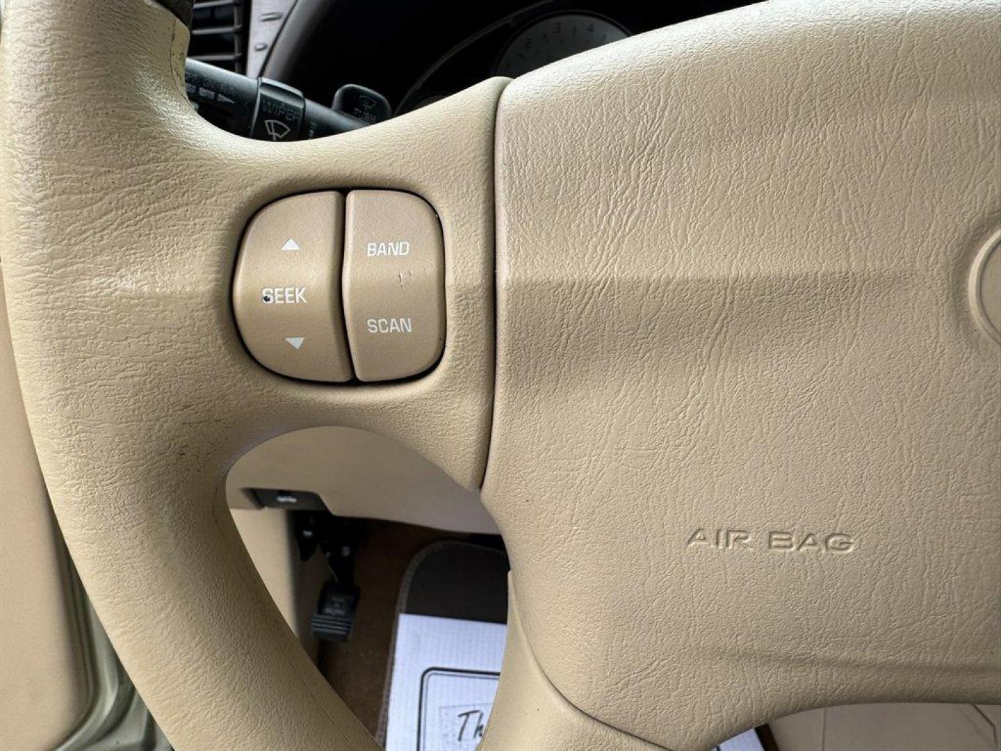 2003 Gold /Taupe Buick Rendezvous (3G5DA03E83S) with an 3.4l V6 MFI 3.4l engine, Automatic transmission, located at 745 East Steele Rd., West Columbia, SC, 29170, (803) 755-9148, 33.927212, -81.148483- Photo#8