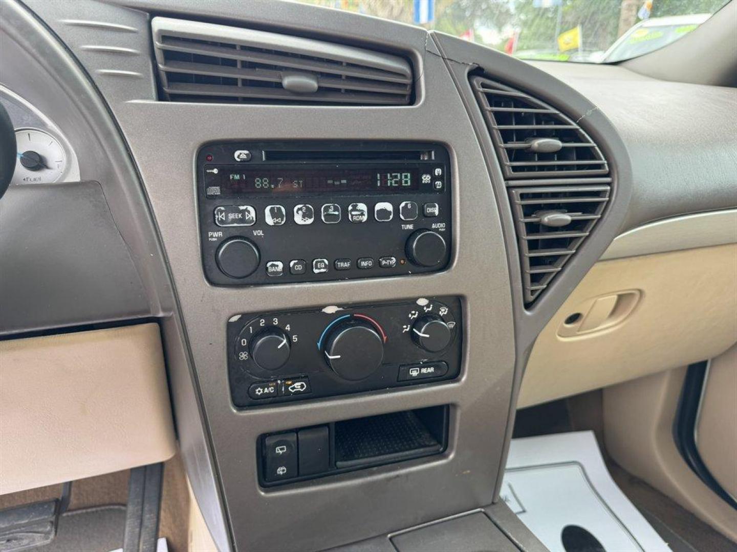 2003 Gold /Taupe Buick Rendezvous (3G5DA03E83S) with an 3.4l V6 MFI 3.4l engine, Automatic transmission, located at 745 East Steele Rd., West Columbia, SC, 29170, (803) 755-9148, 33.927212, -81.148483- Photo#11