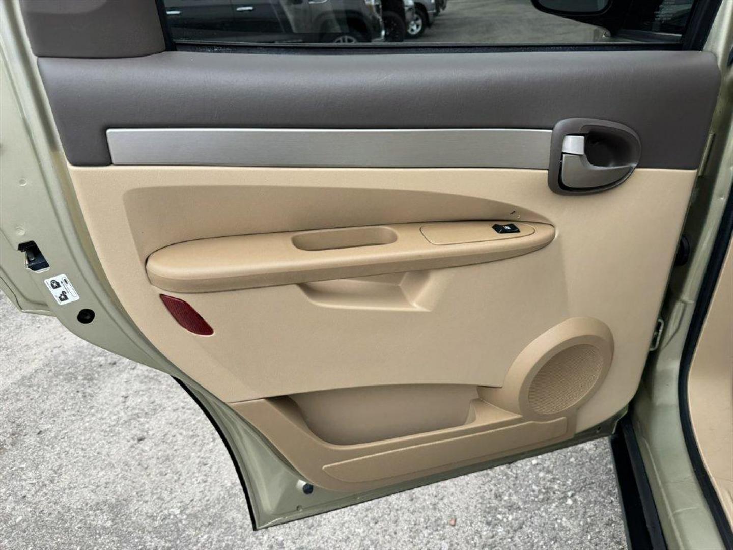 2003 Gold /Taupe Buick Rendezvous (3G5DA03E83S) with an 3.4l V6 MFI 3.4l engine, Automatic transmission, located at 745 East Steele Rd., West Columbia, SC, 29170, (803) 755-9148, 33.927212, -81.148483- Photo#16
