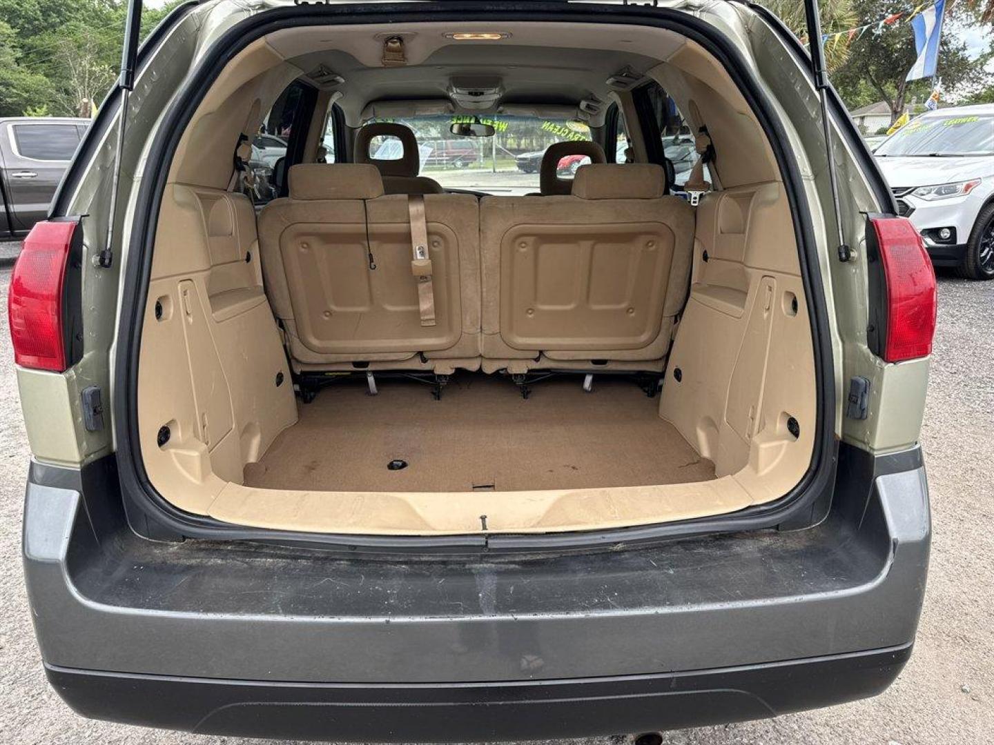 2003 Gold /Taupe Buick Rendezvous (3G5DA03E83S) with an 3.4l V6 MFI 3.4l engine, Automatic transmission, located at 745 East Steele Rd., West Columbia, SC, 29170, (803) 755-9148, 33.927212, -81.148483- Photo#22