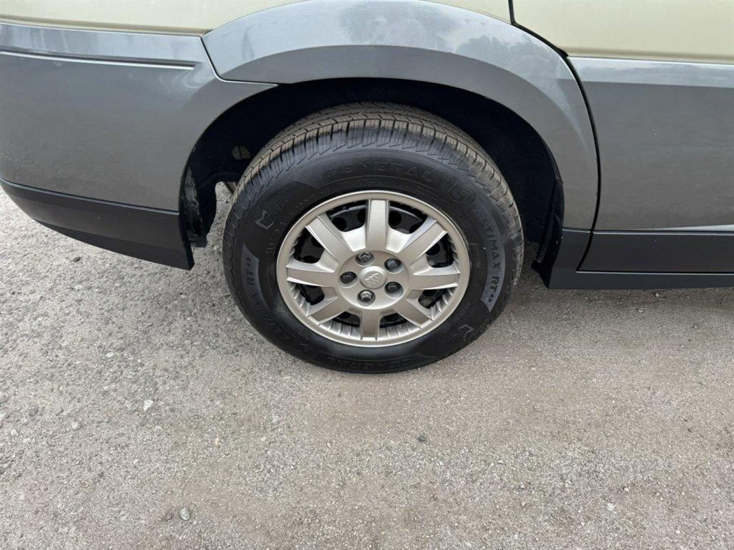 2003 Gold /Taupe Buick Rendezvous (3G5DA03E83S) with an 3.4l V6 MFI 3.4l engine, Automatic transmission, located at 745 East Steele Rd., West Columbia, SC, 29170, (803) 755-9148, 33.927212, -81.148483- Photo#25