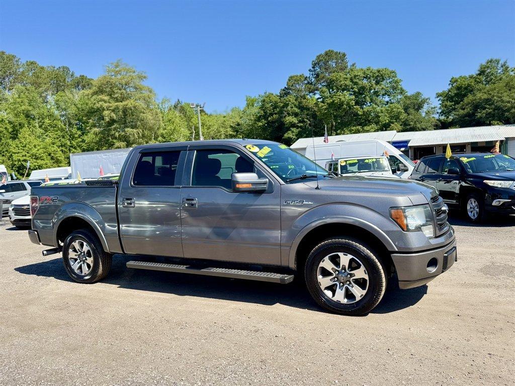 2013 Grey /Black Ford F150 (1FTFW1CF5DK) with an 5.0l V8 Smpi Dohc Flex 5. engine, Automatic transmission, located at 745 East Steele Rd., West Columbia, SC, 29170, (803) 755-9148, 33.927212, -81.148483 - Photo#2