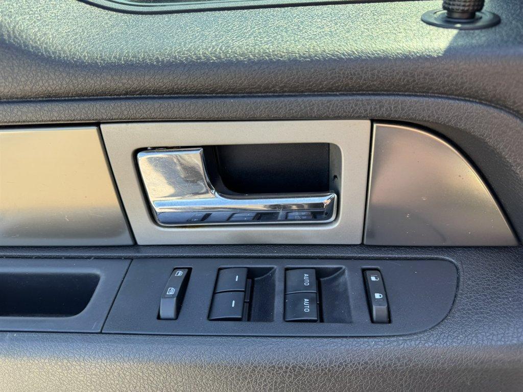 2013 Grey /Black Ford F150 (1FTFW1CF5DK) with an 5.0l V8 Smpi Dohc Flex 5. engine, Automatic transmission, located at 745 East Steele Rd., West Columbia, SC, 29170, (803) 755-9148, 33.927212, -81.148483 - Photo#16