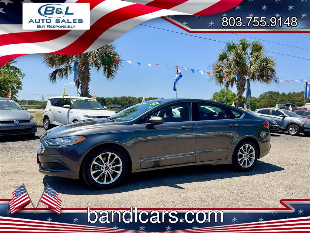 2017 Ford Fusion SE FWD's photo