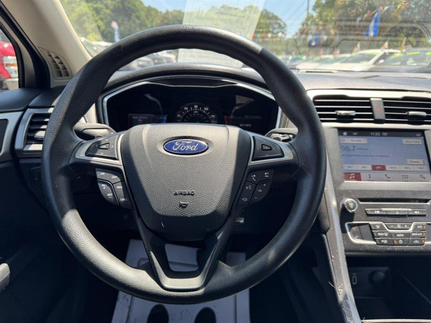 2017 Grey /Black Ford Fusion (3FA6P0HDXHR) with an 1.5l I-4 DI Dohc Ecoboost engine, Automatic transmission, located at 745 East Steele Rd., West Columbia, SC, 29170, (803) 755-9148, 33.927212, -81.148483 - Photo#7