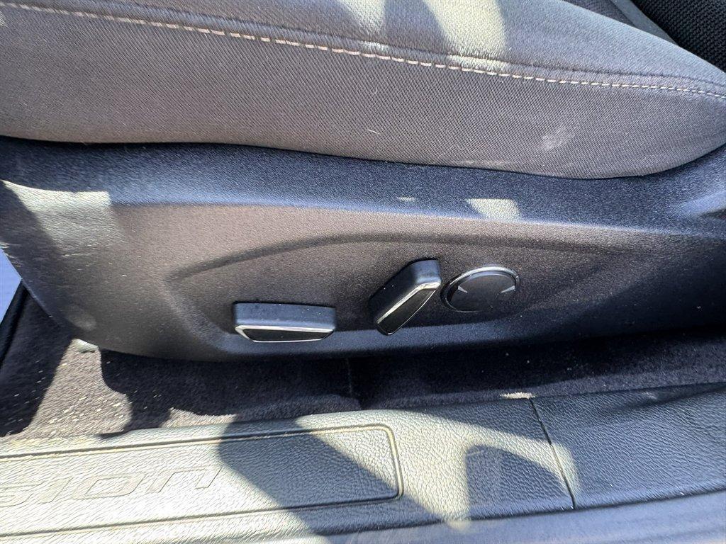 2017 Grey /Black Ford Fusion (3FA6P0HDXHR) with an 1.5l I-4 DI Dohc Ecoboost engine, Automatic transmission, located at 745 East Steele Rd., West Columbia, SC, 29170, (803) 755-9148, 33.927212, -81.148483 - Photo#19