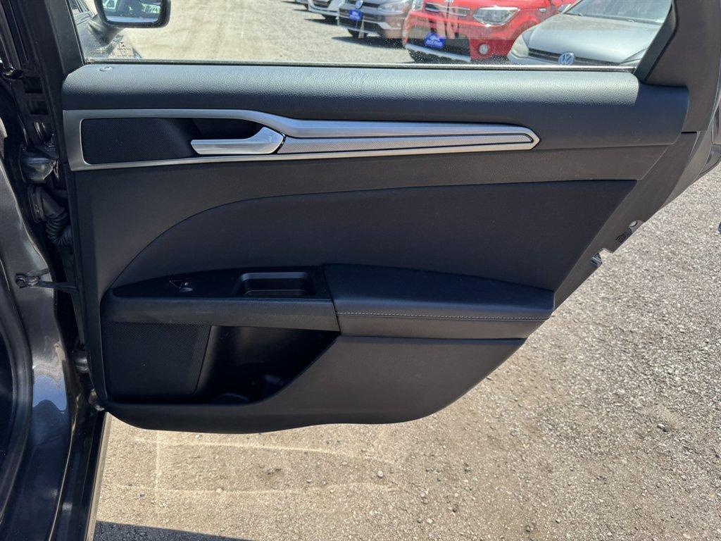 2017 Grey /Black Ford Fusion (3FA6P0HDXHR) with an 1.5l I-4 DI Dohc Ecoboost engine, Automatic transmission, located at 745 East Steele Rd., West Columbia, SC, 29170, (803) 755-9148, 33.927212, -81.148483 - Photo#22