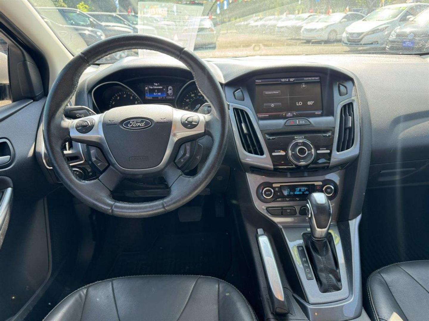 2013 Silver /Black Ford Focus (1FADP3N23DL) with an 2.0l I-4 DI TI-VCT 2.0l engine, Automatic transmission, located at 745 East Steele Rd., West Columbia, SC, 29170, (803) 755-9148, 33.927212, -81.148483 - Photo#6