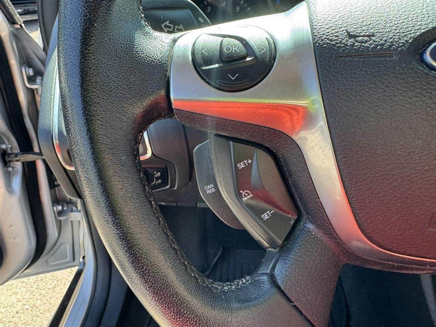 2013 Silver /Black Ford Focus (1FADP3N23DL) with an 2.0l I-4 DI TI-VCT 2.0l engine, Automatic transmission, located at 745 East Steele Rd., West Columbia, SC, 29170, (803) 755-9148, 33.927212, -81.148483 - Photo#8