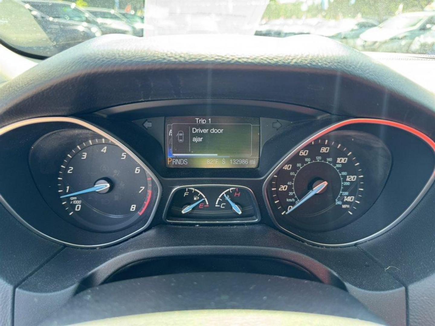 2013 Silver /Black Ford Focus (1FADP3N23DL) with an 2.0l I-4 DI TI-VCT 2.0l engine, Automatic transmission, located at 745 East Steele Rd., West Columbia, SC, 29170, (803) 755-9148, 33.927212, -81.148483 - Photo#10