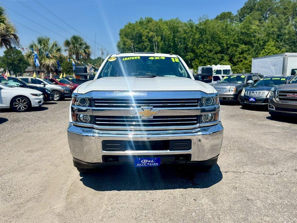 2018 White /Grey Chevrolet Silverado 2500 (1GC1KUEG6JF) with an 6.0l V8 SFI OHV VVT Flex engine, Automatic transmission, located at 745 East Steele Rd., West Columbia, SC, 29170, (803) 755-9148, 33.927212, -81.148483 - Photo#1