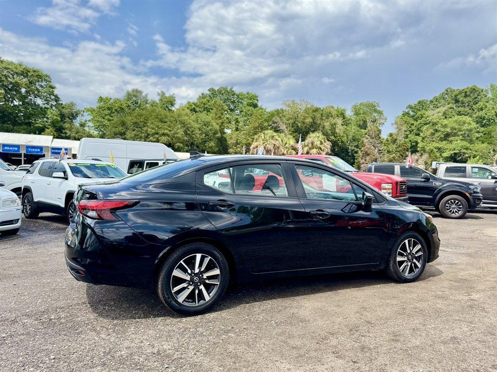 2021 Black /Black Nissan Versa (3N1CN8EV0ML) with an 1.6l I-4 Smpi Dohc Cvtcs engine, Automatic transmission, located at 745 East Steele Rd., West Columbia, SC, 29170, (803) 755-9148, 33.927212, -81.148483 - Photo#3