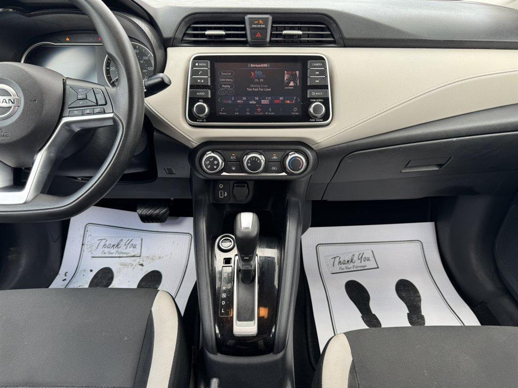 2021 Black /Black Nissan Versa (3N1CN8EV0ML) with an 1.6l I-4 Smpi Dohc Cvtcs engine, Automatic transmission, located at 745 East Steele Rd., West Columbia, SC, 29170, (803) 755-9148, 33.927212, -81.148483 - Photo#11