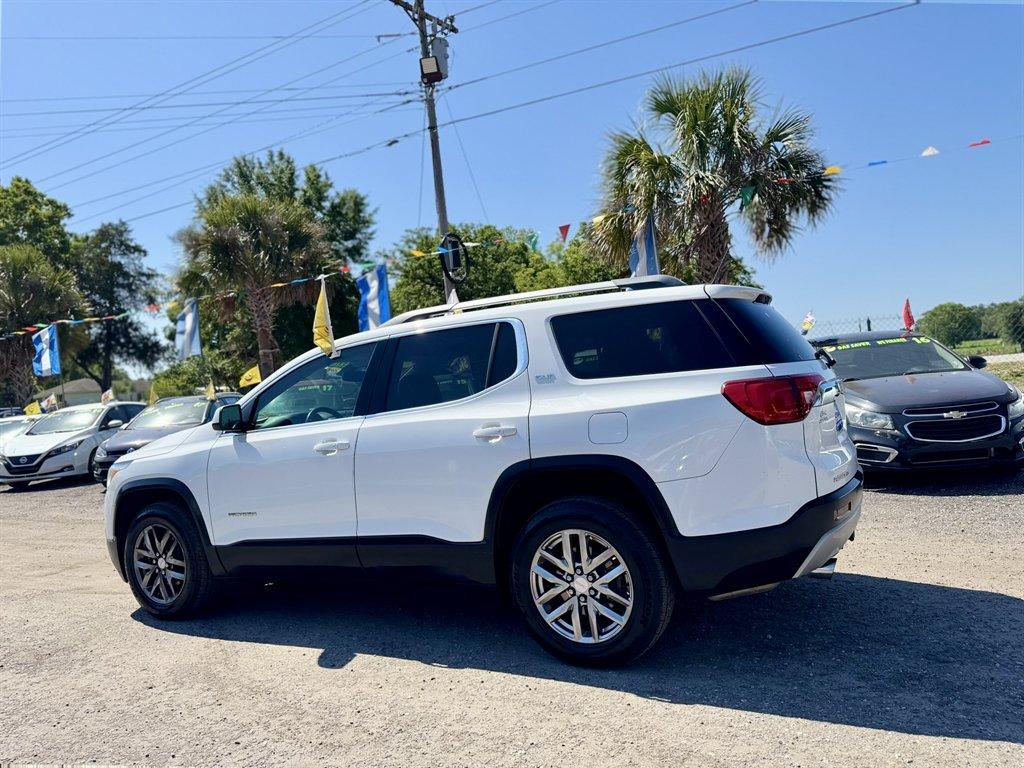 2019 White /Black GMC Acadia (1GKKNULS1KZ) with an 3.6l V6 DI Dohc 3.6l engine, Automatic transmission, located at 745 East Steele Rd., West Columbia, SC, 29170, (803) 755-9148, 33.927212, -81.148483 - Photo#5