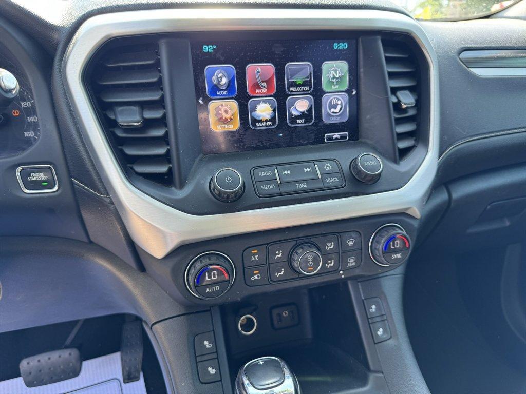 2019 White /Black GMC Acadia (1GKKNULS1KZ) with an 3.6l V6 DI Dohc 3.6l engine, Automatic transmission, located at 745 East Steele Rd., West Columbia, SC, 29170, (803) 755-9148, 33.927212, -81.148483 - Photo#14