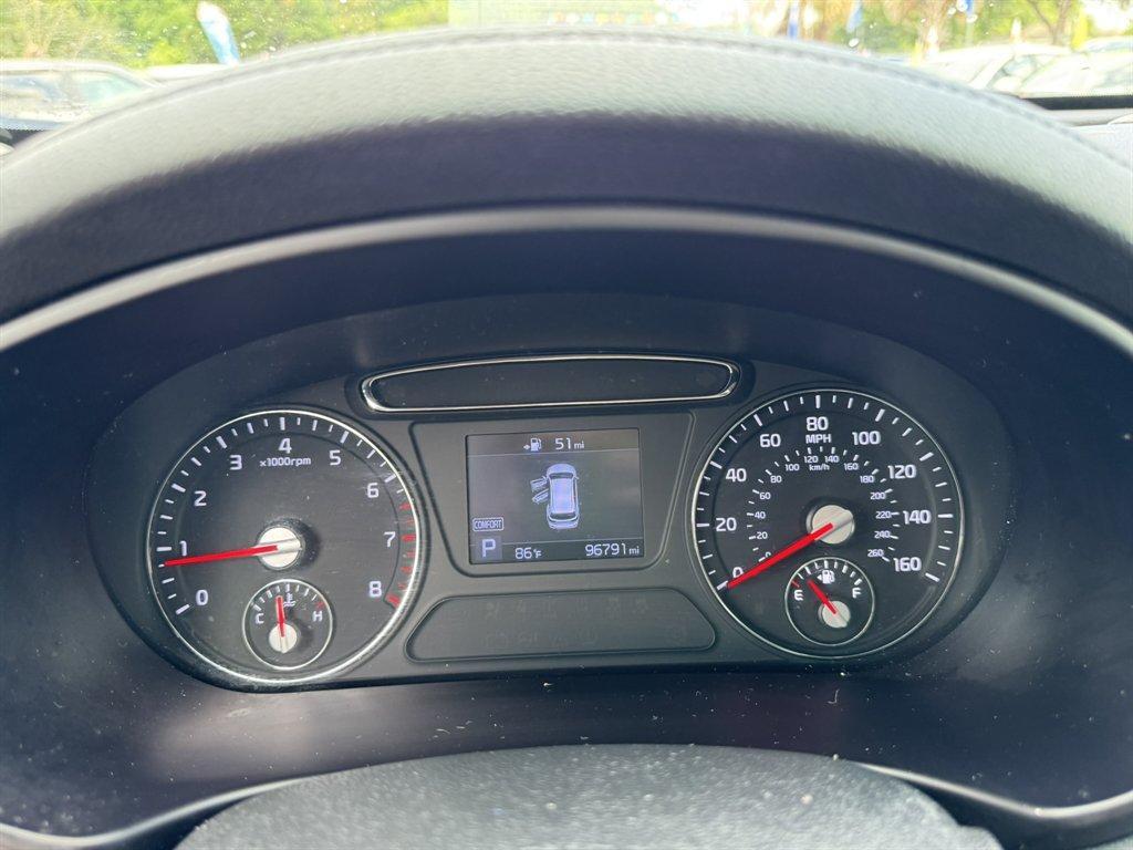 2020 Purple /Black Kia Sorento (5XYPG4A32LG) with an 2.4l I-4 DI Dohc 2.4l engine, Automatic transmission, located at 745 East Steele Rd., West Columbia, SC, 29170, (803) 755-9148, 33.927212, -81.148483 - Photo#10