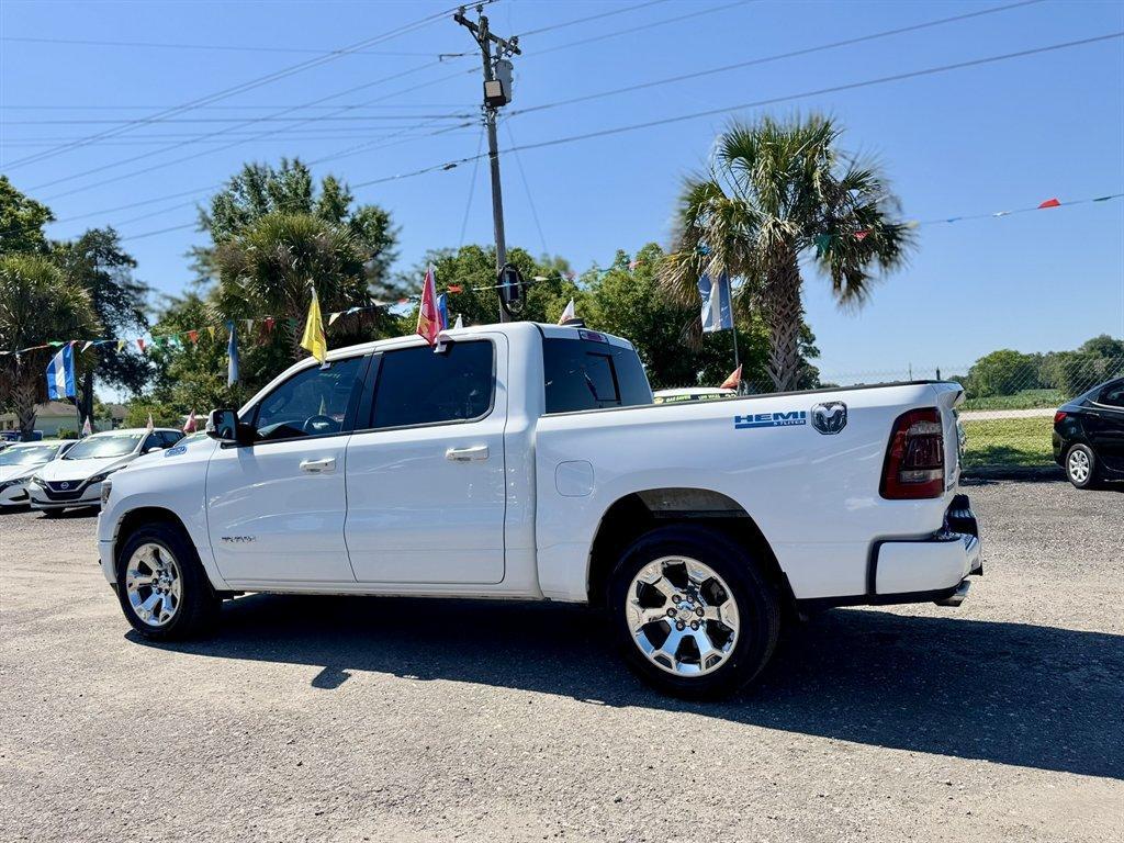 2019 White /Grey Ram 1500 (1C6RREFT7KN) with an 5.7l V8 Smpi Hemi 5.7l engine, Automatic transmission, located at 745 East Steele Rd., West Columbia, SC, 29170, (803) 755-9148, 33.927212, -81.148483 - Photo#5