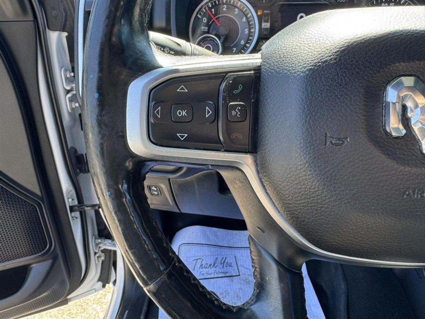 2019 White /Grey Ram 1500 (1C6RREFT7KN) with an 5.7l V8 Smpi Hemi 5.7l engine, Automatic transmission, located at 745 East Steele Rd., West Columbia, SC, 29170, (803) 755-9148, 33.927212, -81.148483- Photo#8