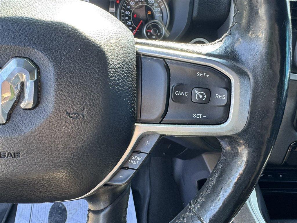 2019 White /Grey Ram 1500 (1C6RREFT7KN) with an 5.7l V8 Smpi Hemi 5.7l engine, Automatic transmission, located at 745 East Steele Rd., West Columbia, SC, 29170, (803) 755-9148, 33.927212, -81.148483 - Photo#9