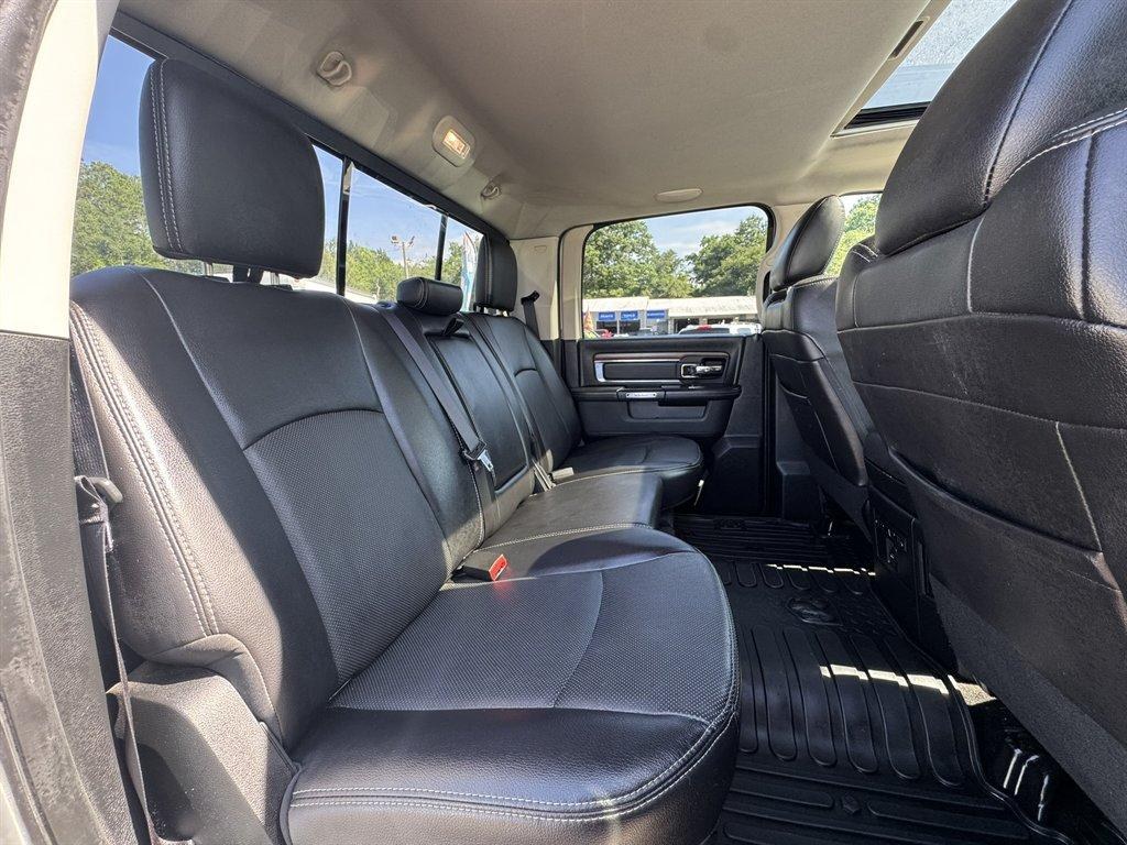 2016 White /Black Ram 1500 (1C6RR7VT5GS) with an 5.7l V8 Smpi Hemi 5.7l engine, Automatic transmission, located at 745 East Steele Rd., West Columbia, SC, 29170, (803) 755-9148, 33.927212, -81.148483- Photo#26