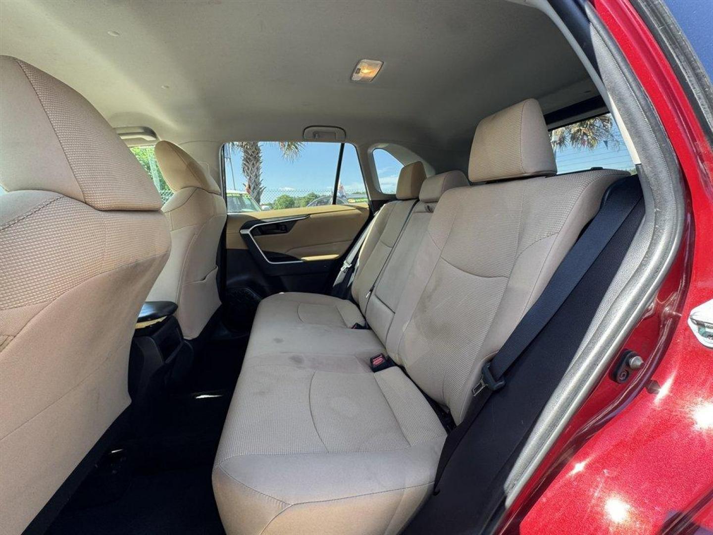 2019 Burgundy /Taupe Toyota RAV4 (2T3H1RFVXKW) with an 2.5l I-4 DI Dohc 2.5l engine, Automatic transmission, located at 745 East Steele Rd., West Columbia, SC, 29170, (803) 755-9148, 33.927212, -81.148483 - Photo#21