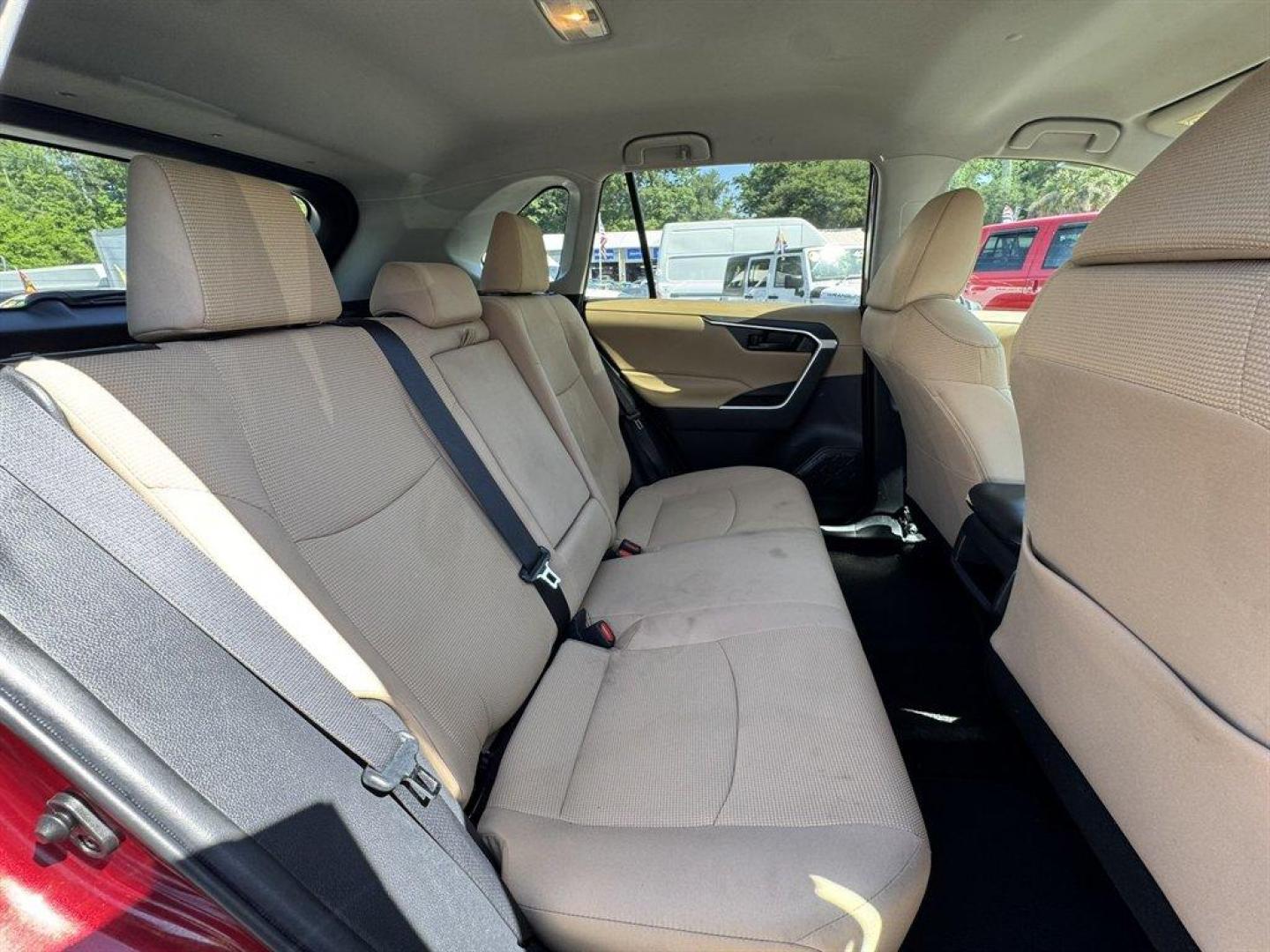2019 Burgundy /Taupe Toyota RAV4 (2T3H1RFVXKW) with an 2.5l I-4 DI Dohc 2.5l engine, Automatic transmission, located at 745 East Steele Rd., West Columbia, SC, 29170, (803) 755-9148, 33.927212, -81.148483 - Photo#23