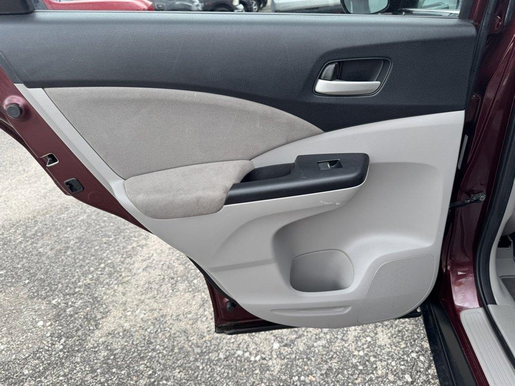 2014 Red /Grey Honda CR-V (5J6RM4H52EL) with an 2.4l I-4 MPI Dohc 2.4l engine, Automatic transmission, located at 745 East Steele Rd., West Columbia, SC, 29170, (803) 755-9148, 33.927212, -81.148483 - Photo#21