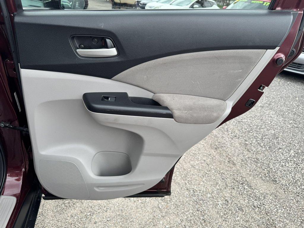 2014 Red /Grey Honda CR-V (5J6RM4H52EL) with an 2.4l I-4 MPI Dohc 2.4l engine, Automatic transmission, located at 745 East Steele Rd., West Columbia, SC, 29170, (803) 755-9148, 33.927212, -81.148483 - Photo#23