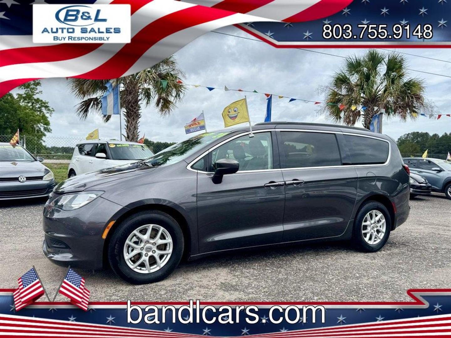 2021 Grey /Black Chrysler Voyager (2C4RC1DG8MR) with an 3.6l V6 MPI Dohc VVT Flex engine, Automatic transmission, located at 745 East Steele Rd., West Columbia, SC, 29170, (803) 755-9148, 33.927212, -81.148483 - Photo#0