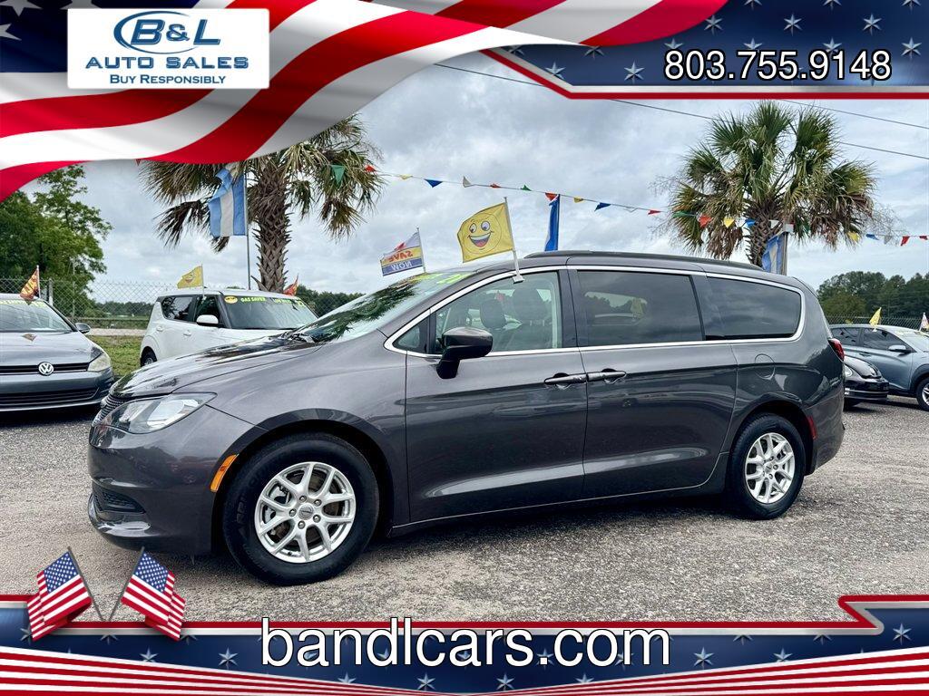 2021 Grey /Black Chrysler Voyager (2C4RC1DG8MR) with an 3.6l V6 MPI Dohc VVT Flex engine, Automatic transmission, located at 745 East Steele Rd., West Columbia, SC, 29170, (803) 755-9148, 33.927212, -81.148483 - Photo#0