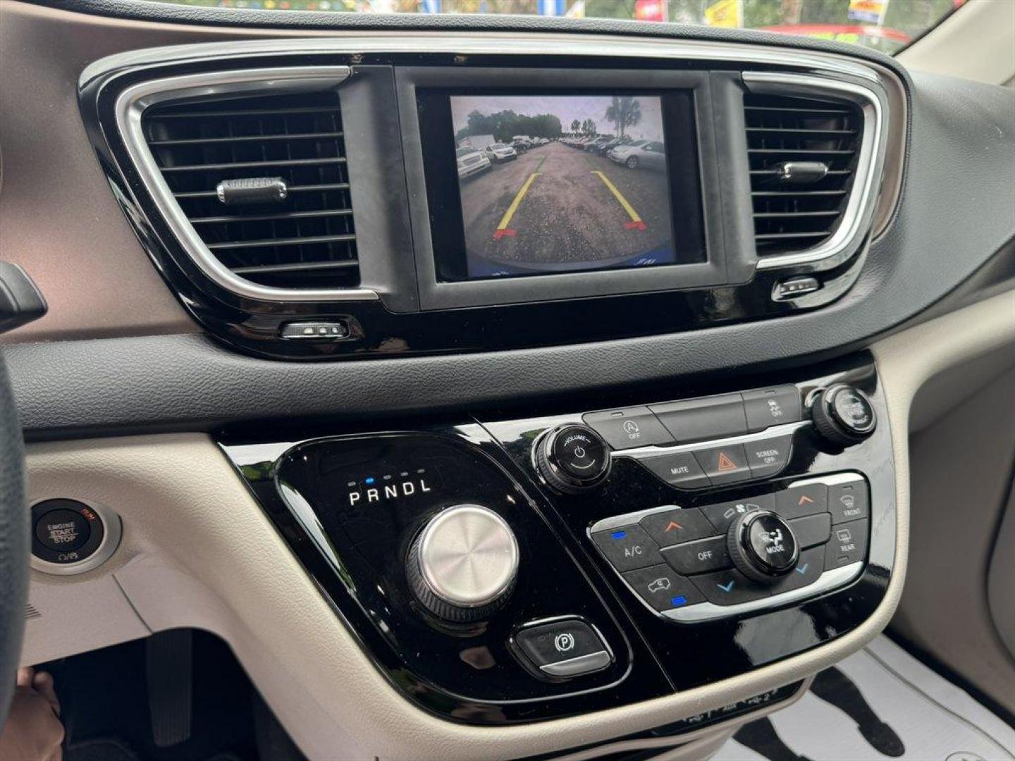 2021 Grey /Black Chrysler Voyager (2C4RC1DG8MR) with an 3.6l V6 MPI Dohc VVT Flex engine, Automatic transmission, located at 745 East Steele Rd., West Columbia, SC, 29170, (803) 755-9148, 33.927212, -81.148483 - Photo#13